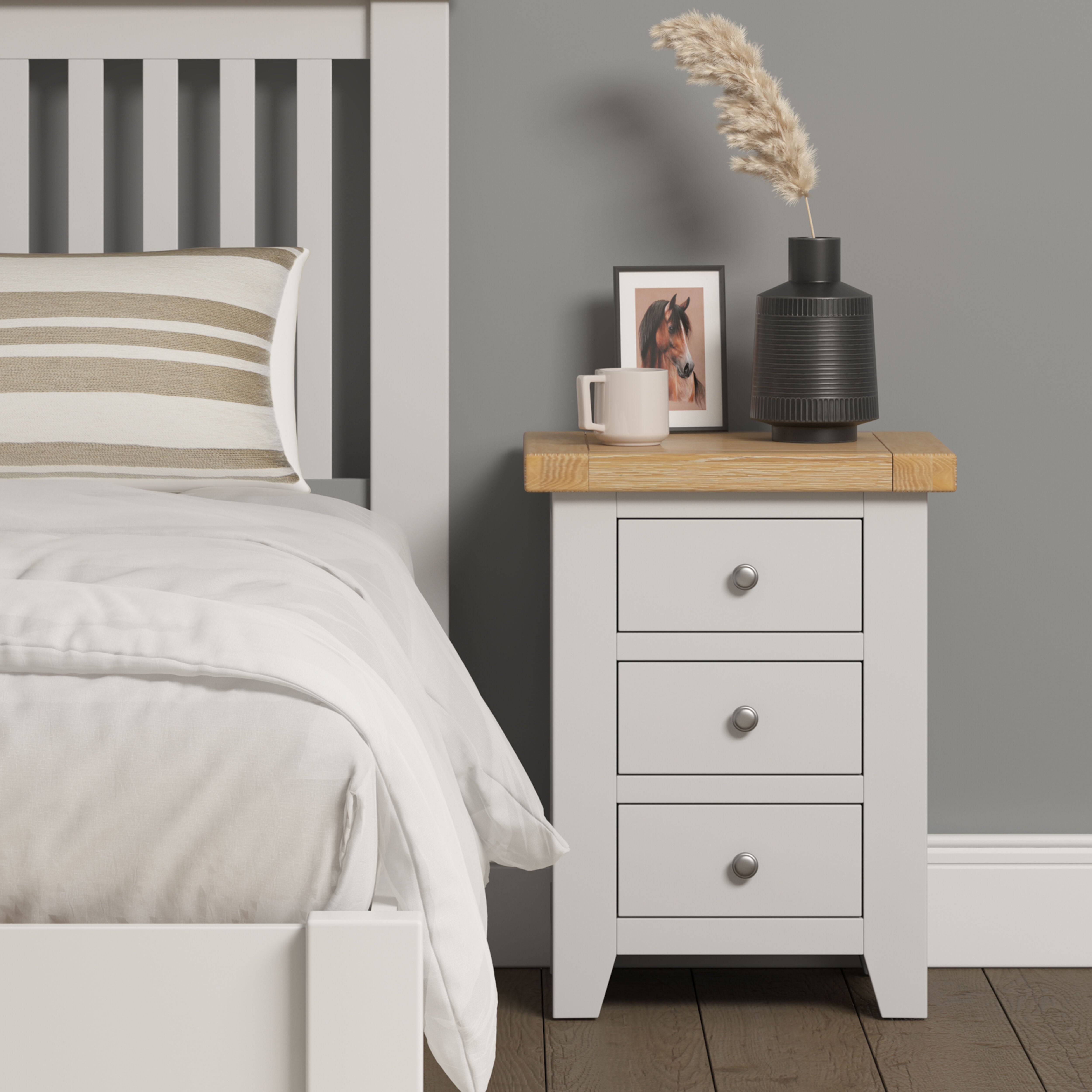Windsor 3 Drawer Bedside - Ivory/Oak