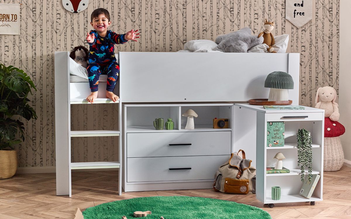 otis-midsleeper-all-white-roomset-3
