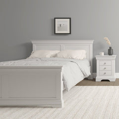 Bordeaux 4'6" High End Bed - Ivory
