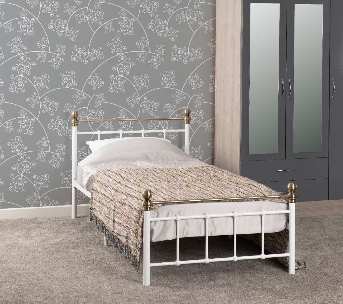 MARLBOROUGH 3' BED - WHITE/ANTIQUE BRASS