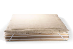 All-Season Natural Wool Mattress Topper